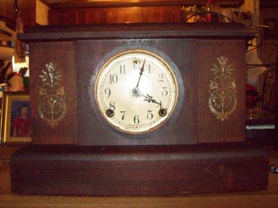 Mantel clock