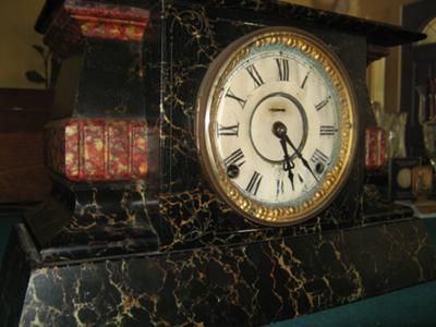 E. Ingraham Mantel Clock 2