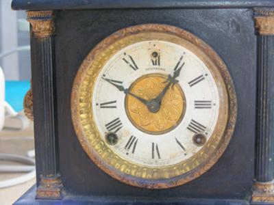 Sessions Mantel Clock (Front)