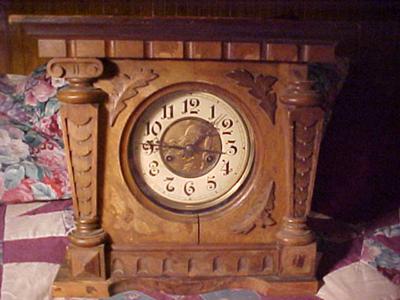 The Old Mantel Clock