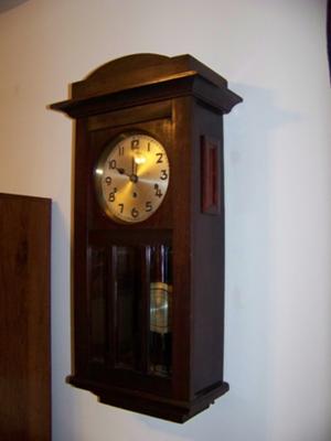 Quarter Angle View - Kienzle Clock