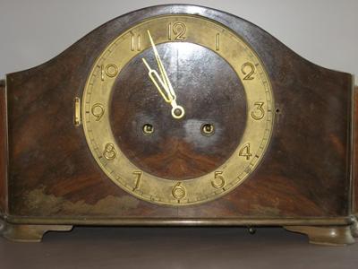 Mantel Clock