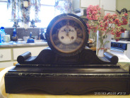 Mantel clock