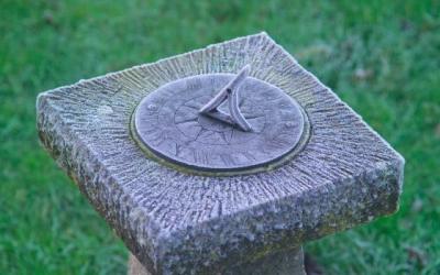 Sundial Clock