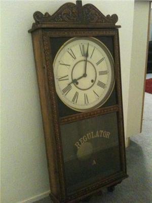 Store Regulator Clock