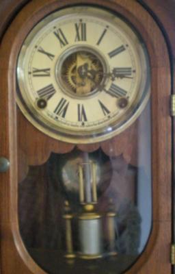 Wm L Gilbert Parlor Clock