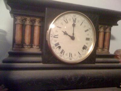 Wm L Gilbert 1906 black mantel clock